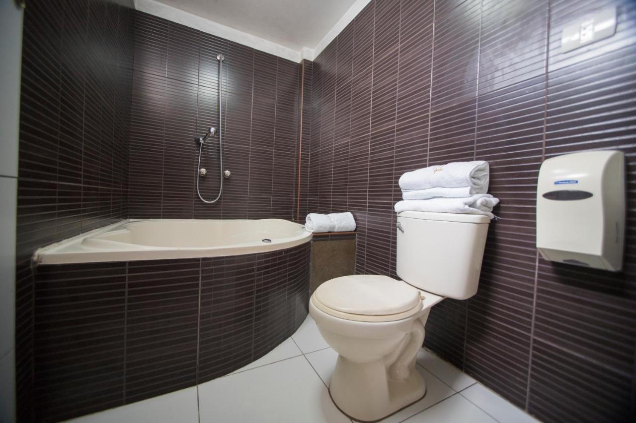 Ayenda El Frayle Hotel Trujillo Esterno foto